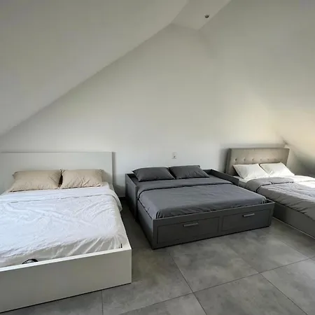 Boutiques 142 Province De Luxembourg Апартаменты *